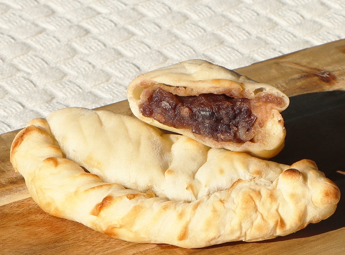 あんバターの包み焼きピザ