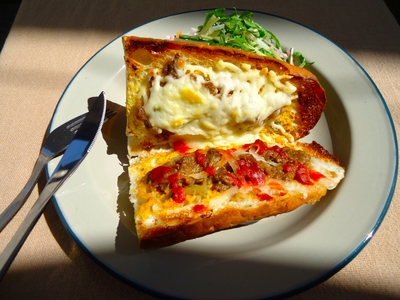 <CULTURE SANDWICH>