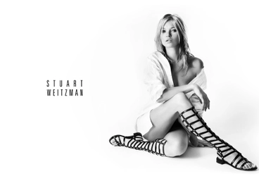 Stuart Weitzman(スチュアート・ワイツマン)が、2013年春夏広告キャンペーンにKate Moss（ケイト・モス）を起用