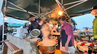 当時早朝から仕込みが始まります。