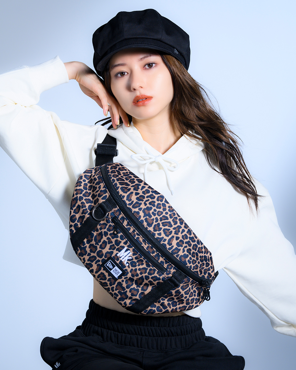 新品 『山本舞香×NEW ERA』コラボキャップ ニューエラ - 帽子