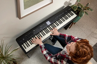 本格的なピアノ音色とタッチ感、エンターテインメント機能も 兼ね備えたポータブル・ピアノ発売
