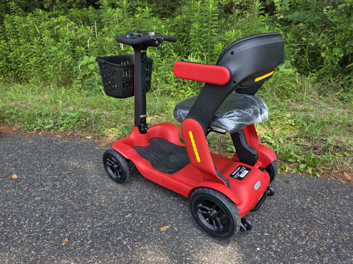 ライパットS3 電動シニアカー 後方からの写真