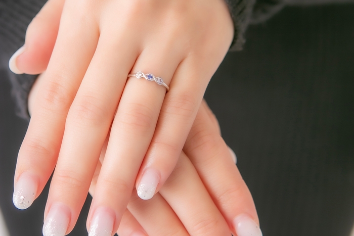 普段使いしやすいシンプルデザイン