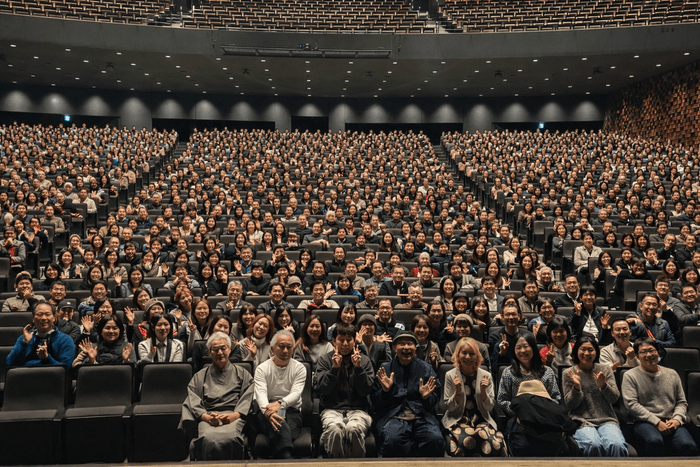 1000名の聴衆イメージ