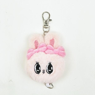 エスターバニーのふわふわなぬいぐるみアクセサリー