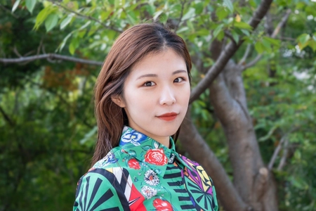 ショートドラマ「モブだち」でコミカルな演技が光る！！俳優【中西夢乃】松任谷由実 全72公演全国ツアー『FORUM8 presents YUMI MATSUTOYA THE WORMHOLE TOUR 2025-26』出演中！！