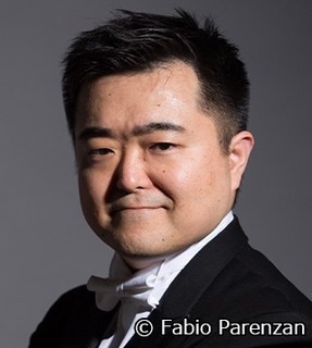 指揮:園田隆一郎