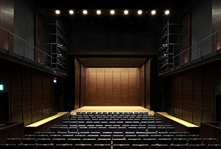 会場の伝承ホール