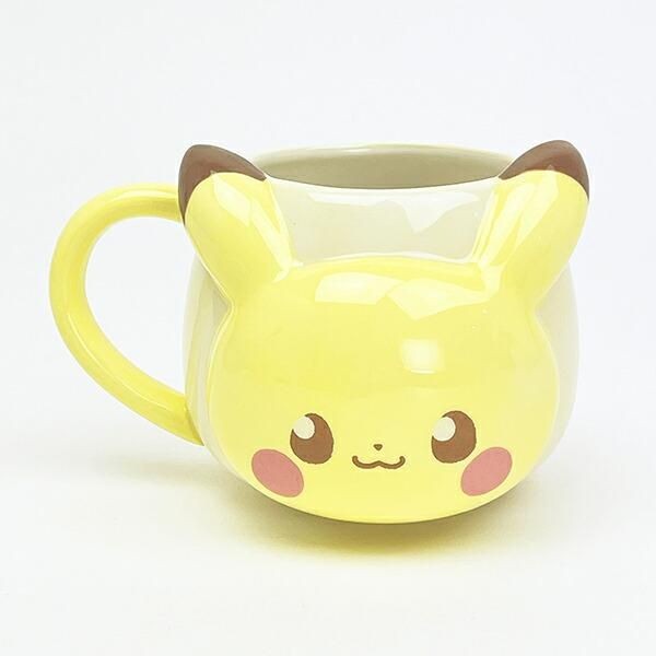 【ポケピース】ころんとまるいフォルムが超キュート！ギフトにもおススメな、ピカチュウの癒やしフェイスマグカップ