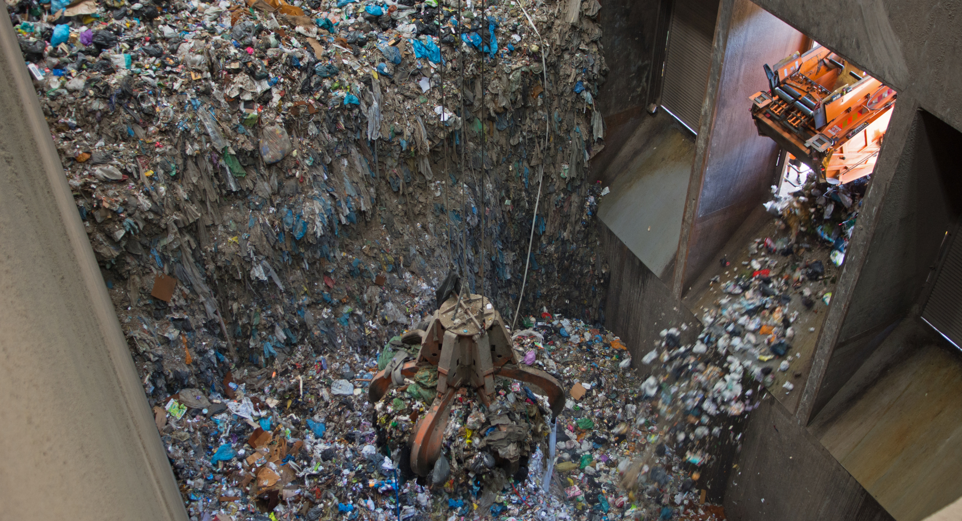 プラスチック廃棄物管理の市場規模は2026年までに351億円に達する見込み