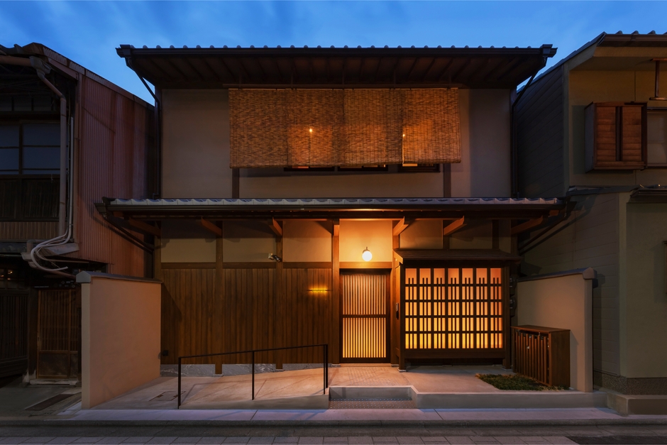 鈴 京都宮川筋 hitotose 穐 -Aki-