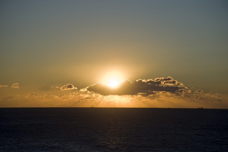 朝日(景色イメージ)