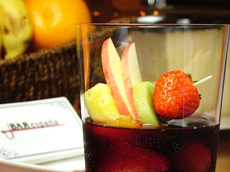 シェリーの香りが広がる、“ここだけ”の一杯