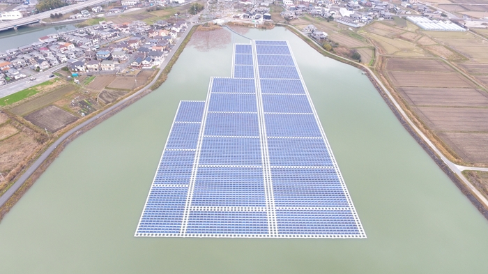 桜上池水上太陽光発電所