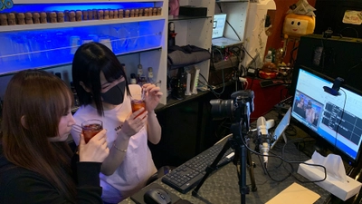 心斎橋のBAR「ギリギリ配信者BAR 来月きっと潰れます」で 新型コロナウイルス対策の「無客営業」を4月から開始！ ～家でキャストの配信を視聴！投げ銭を使い、ドリンクをご馳走～
