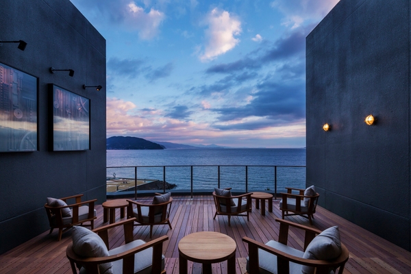 界 アンジン　サンブエナデッキ