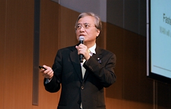 カーナビから宇宙ロケットまで使われる「TRON」とは?