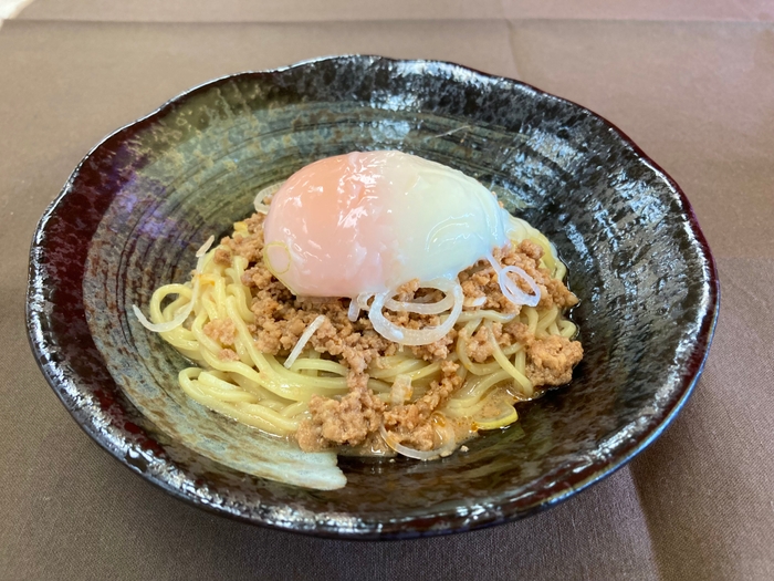 汁なし担々麺