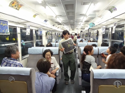 初夏の夜は幻想的なホタル観賞へ　 秩父鉄道×東武動物公園「ホタル列車」運行　 車内でのホタル観察の後は、ホタル観賞スポットにご案内