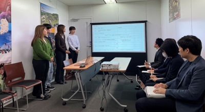 韓国観光公社大阪支社でのプレゼンテーションの様子