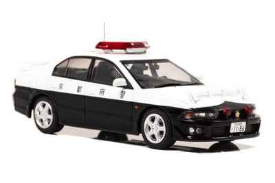 京都府警察高速道路交通警察隊車両(K27):右前