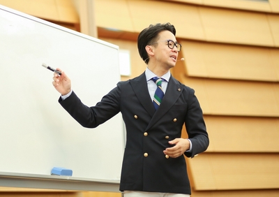 著者 星 渉、変化のきっかけをお渡しするため、読者さんに会いに行きます。