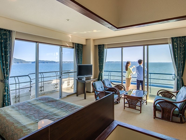 和洋室（角部屋・湖側）