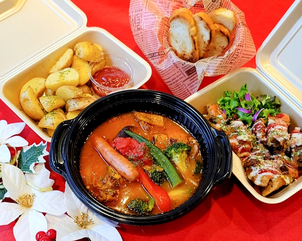 チキンオーバー&ゴロゴロ野菜のミネストローネ