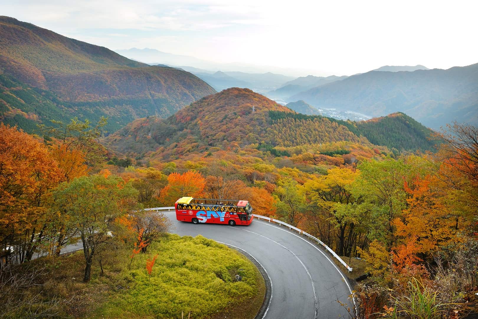 【界 日光】【界 鬼怒川】【界 川治】混雑なしのもみじ狩り「紅葉オープンバスツアー2022」運行|期間:2022年10月14日~11月6日