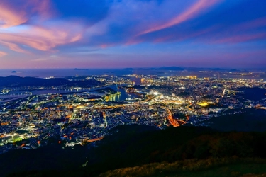 【北九州市/皿倉山天宮】日本新三大夜景と楽しむ、皿倉山天宮の特製アレルゲンフリー米粉ピザ「PLANTLY」3月26日(水)より提供開始