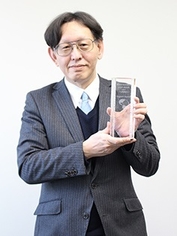 コンサルタント 柳田 秀穂