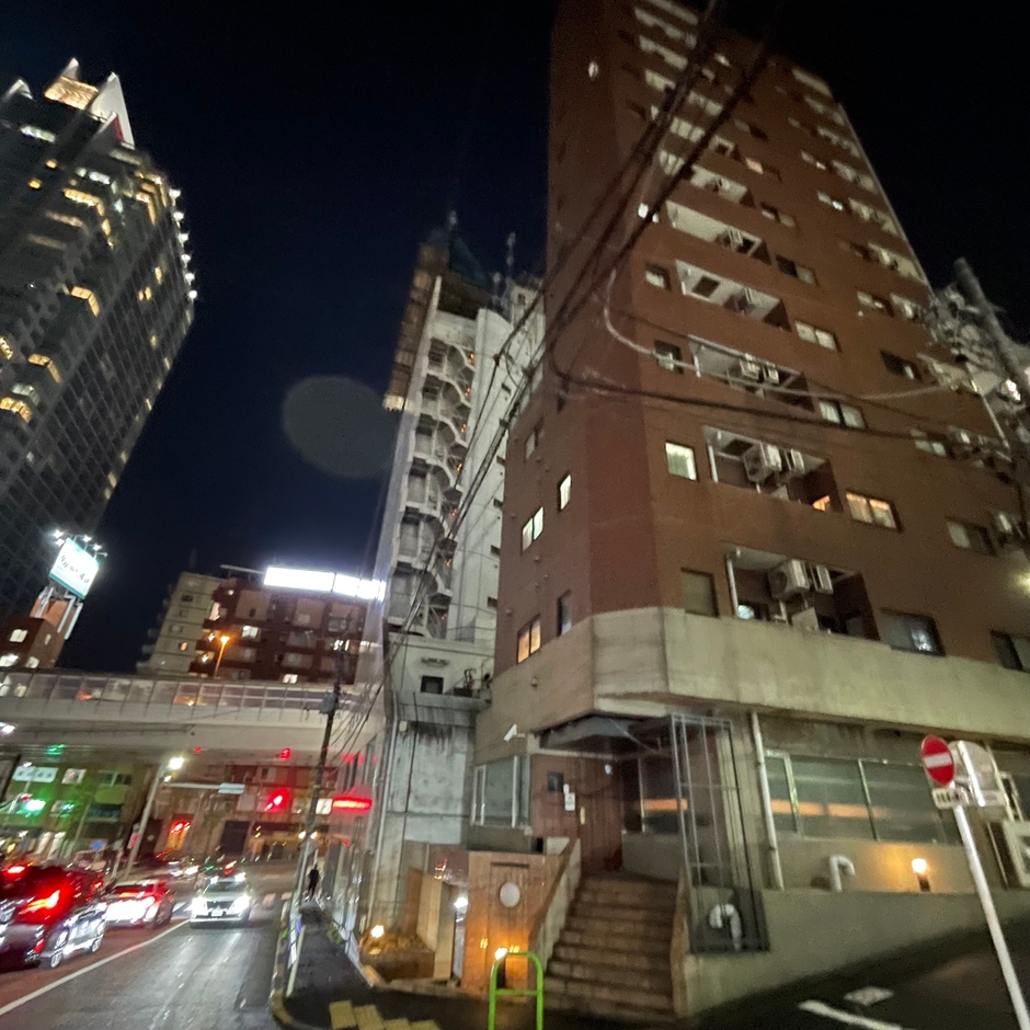 店舗ビル外観 8階になります