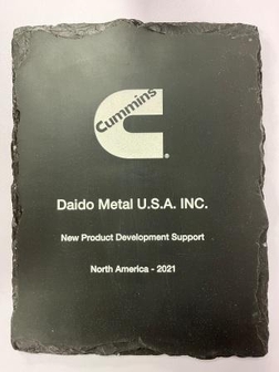 米国カミンズ社からいただいた盾