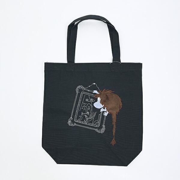 ひそかに人気を集める、ムーミンのご先祖さま。トートバッグになったので、モコモコを堪能したい～！