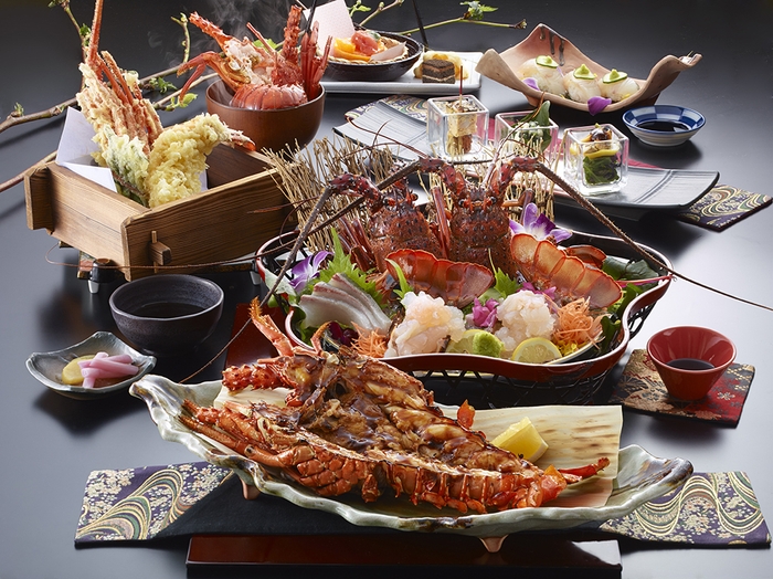 プレミアム伊勢海老三昧 3.5尾をご堪能!(休暇村伊良湖)