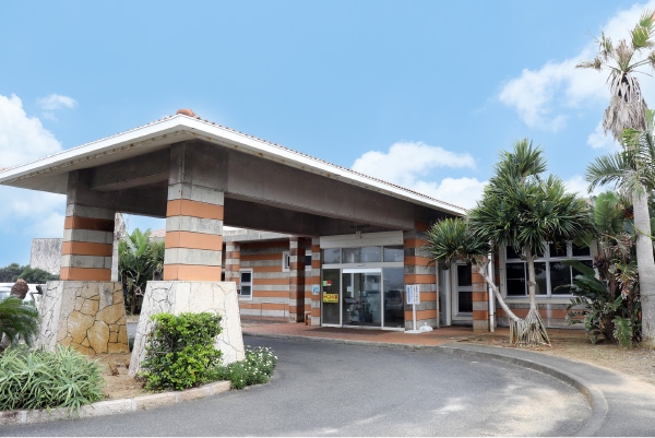 海洋療法施設タラソおきのえらぶ（和泊町）