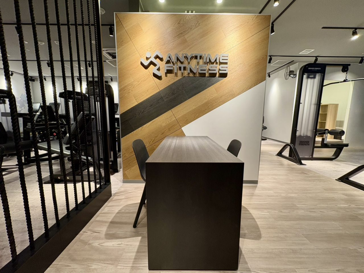 エニタイムフィットネス西本町店