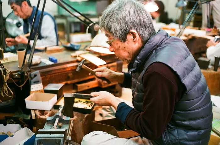 職人による作業風景