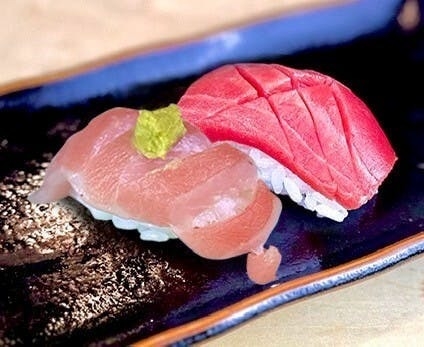 ※名物けんたの本マグロセット(自慢の赤身＆中トロ)イメージ写真