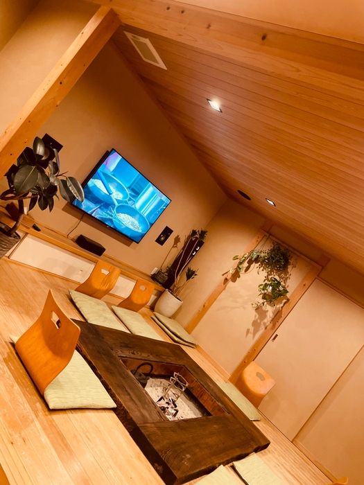 bistro yummy 内観 囲炉裏(2)