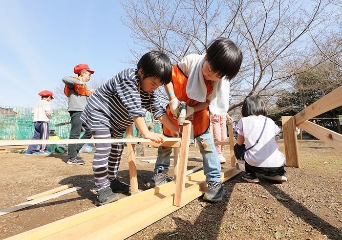 大工の仕事の様子(2)