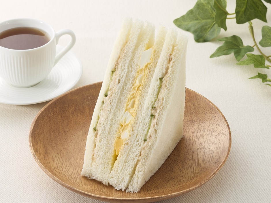 ツナたまごサンド　通常　イメージ画像