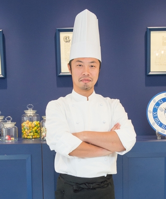 カファレル神戸北野本店 赤保和彦