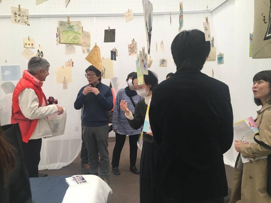 展示した美術作品でのお客さんとの交流@東京都美術館