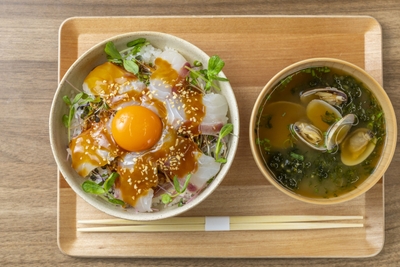 鯛の香味野菜丼~ピーナツ旨醤油~