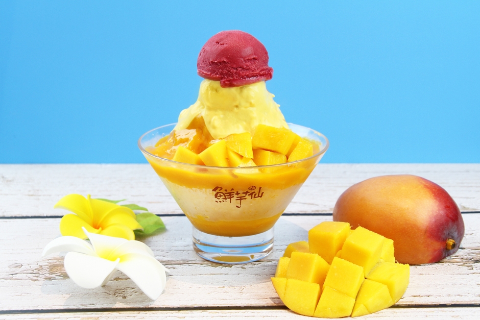 カシスマンゴーかき氷 Mサイズ