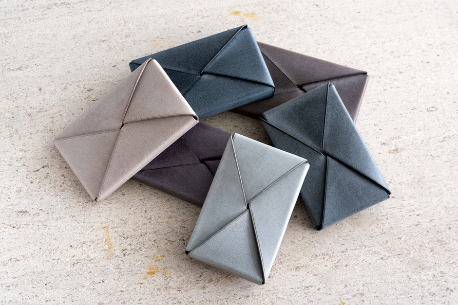 TSUTSUMU CARD CASE ARIA