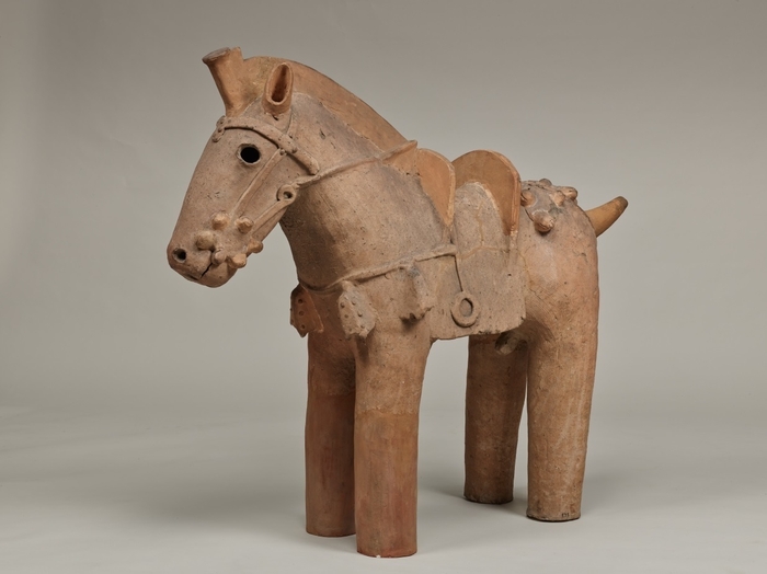 重要文化財 馬形埴輪 古墳時代・6世紀 埼玉県熊谷市上中条出土 東京国立博物館蔵