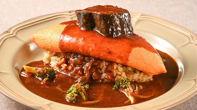 柔らか牛タンシチューオムライス